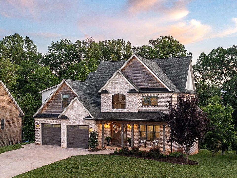 1st image of 951 Leander Dr