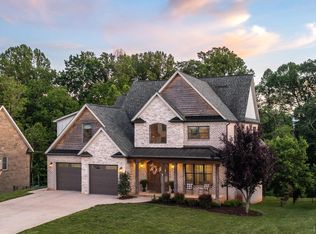 951 Leander Dr, Forest, VA 24551