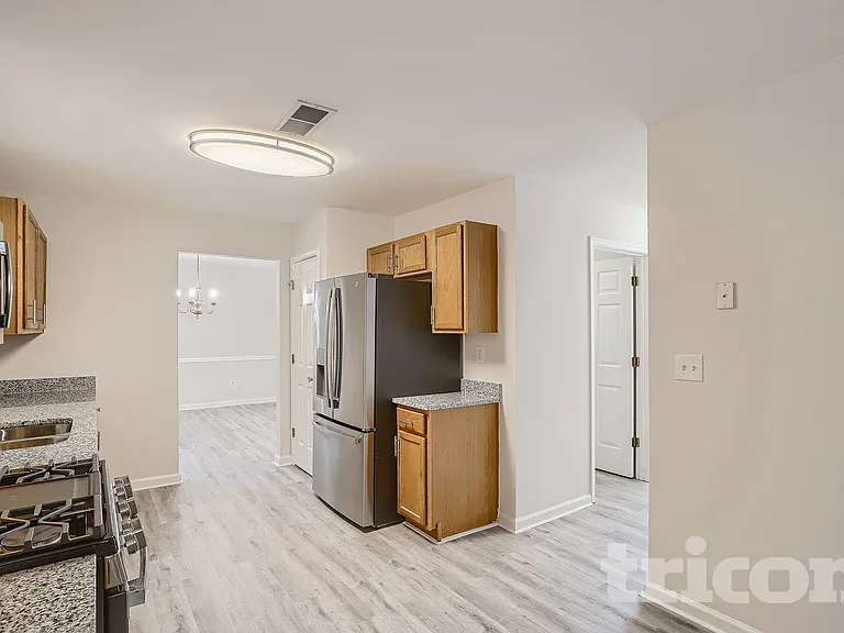 141 Wood Way — Photo 10