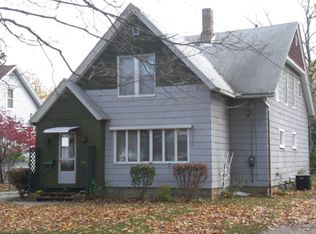 513 S 3rd St, Fairbury, IL 61739
