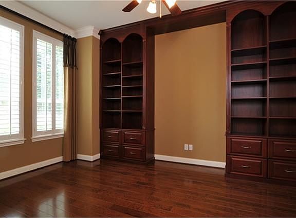 4th image of 16610 Chalmette Park St