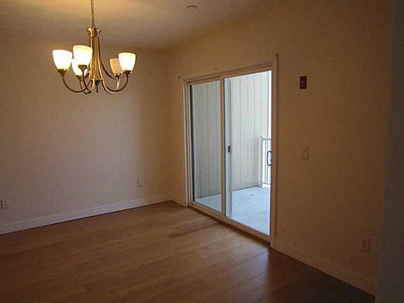 5th image of 200 Roger Williams Ave Unit 415