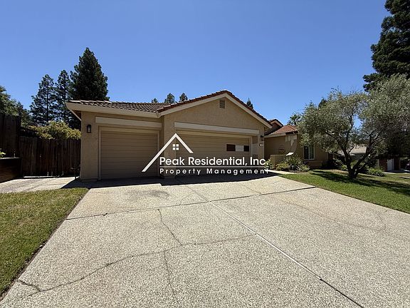 3rd image of 139 Biscayne Way