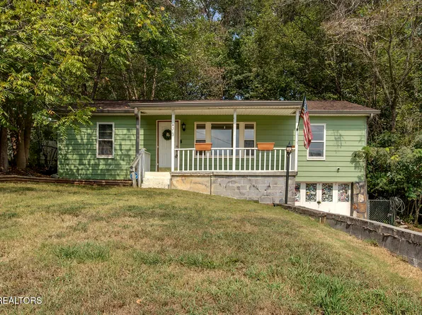 313 King Dr, Harriman, TN 37748