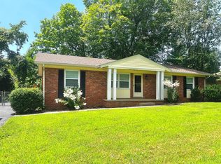 725 Shawnee Way, Bowling Green, KY 42103