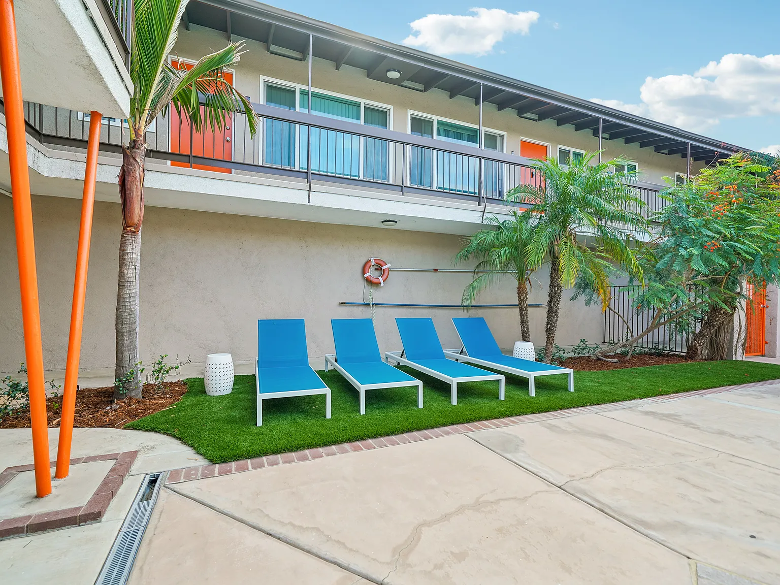 Town Center Apartments — Photo 4