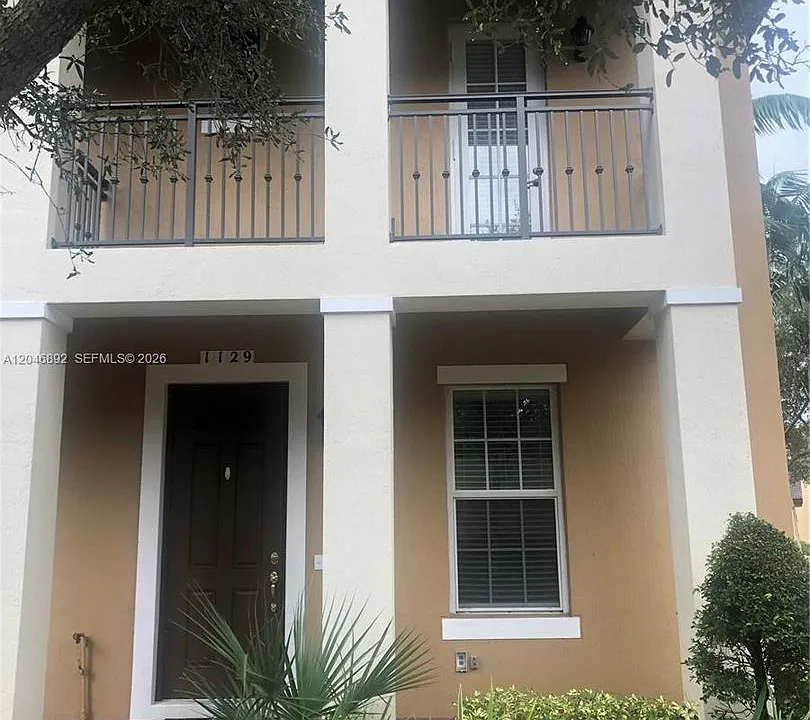 1129 SW 147th Ter #1129