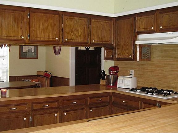 4th image of 1103 Coyote Ln