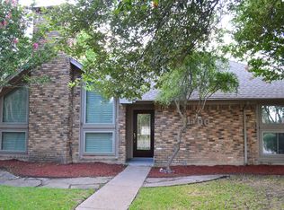 1100 Richland Oaks Dr, Richardson, TX 75081