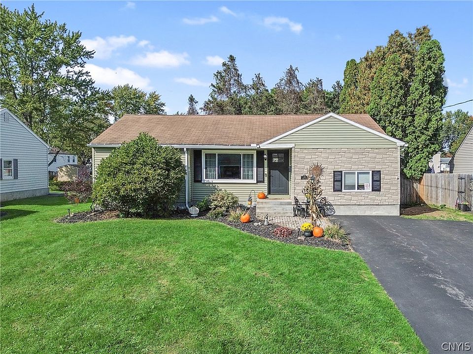 1st image of 214 Rita Dr