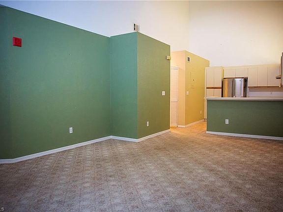 4th image of 79 Emerald Woods Dr APT J8