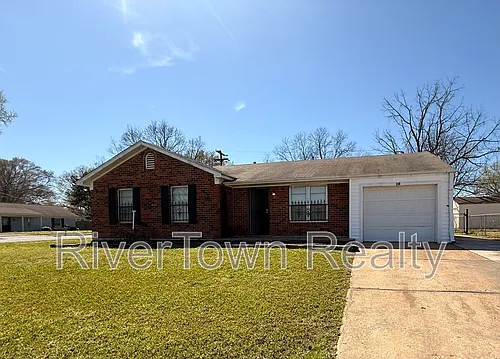 348 Bonnell Ave Photo 1