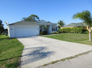 637 SE Chapman Ave, Port Saint Lucie, FL 34984