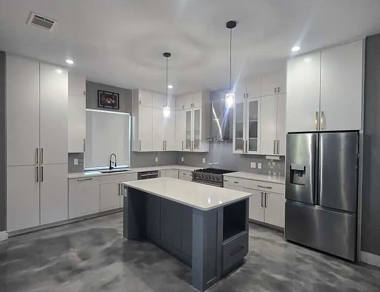 724 Ramsey Ave — Photo 4