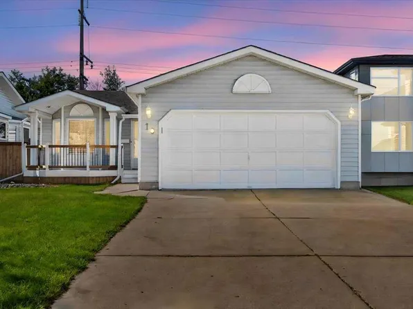 10 E Deacon Ln, Strathcona County, AB T8H 1M9