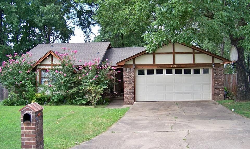 2nd image of 3615 Brentwood Dr