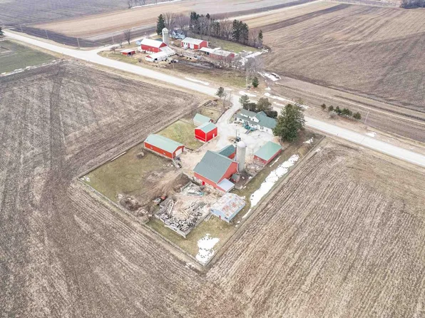 N7946 County Road G, Beaver Dam, WI 53916