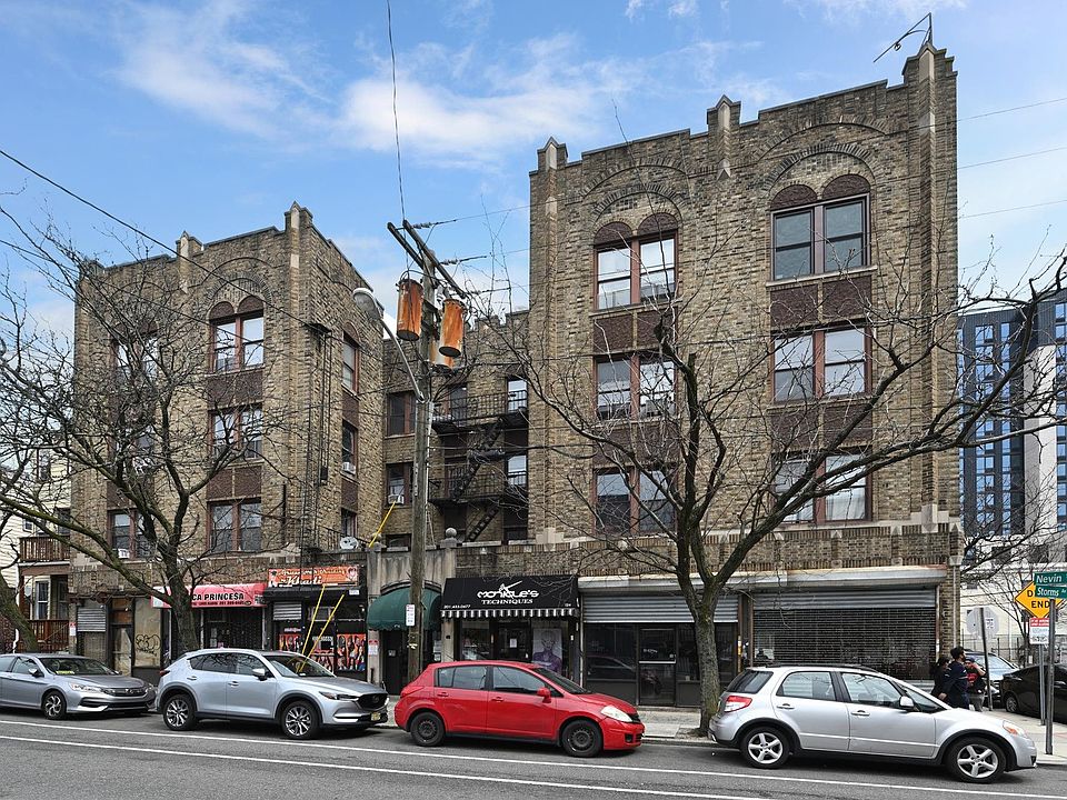 1st image of 124 Storms Ave APT 4E