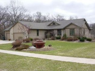 1545 Fox Run Dr, Twin Lakes, WI 53181