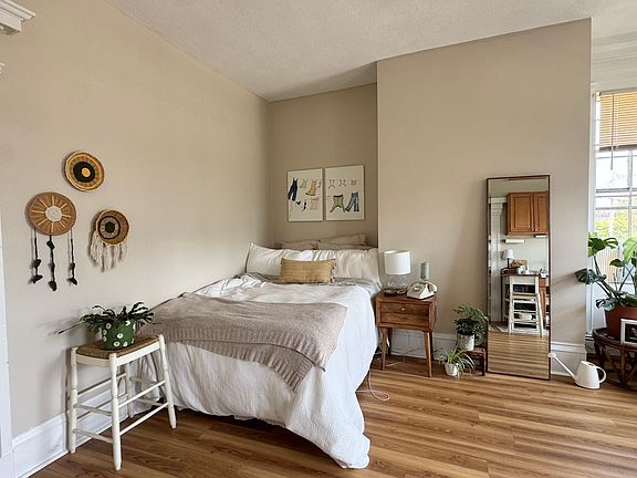 2nd image of 248 Lafayette St APT 10