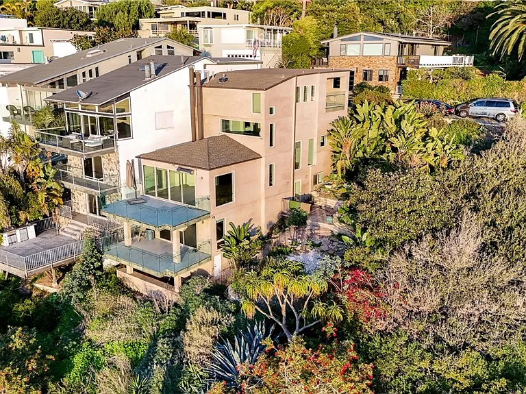 805 Katella St — Photo 11