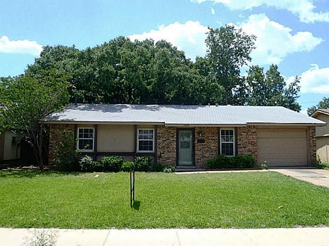 1st image of 1120 Hillwood Dr