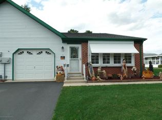 15 Berkshire Rd #B, Whiting, NJ 08759