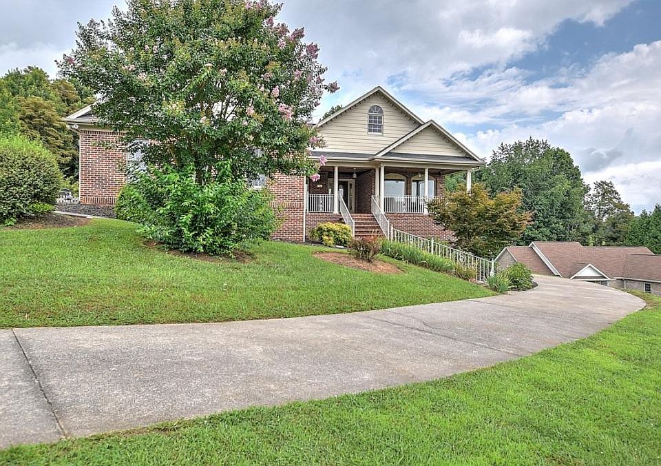 1st image of 420 Mizpah Hills Dr