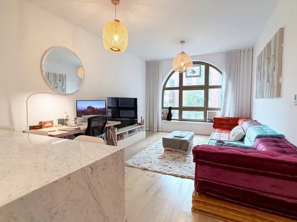 229 Ninth Street image 1 of 14