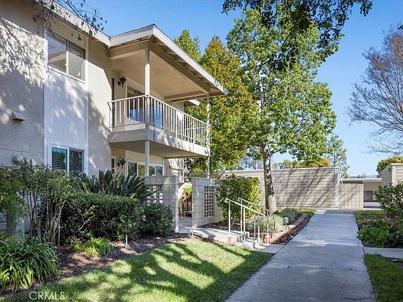 2nd image of 401 Avenida Castilla Unit P