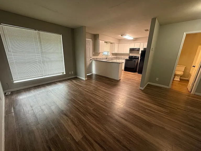 2916 Bernice Dr — Photo 6