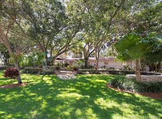 6820 SW 132nd St, Pinecrest, FL 33156