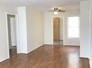 1812 Scott Rd, Burbank, CA 91504