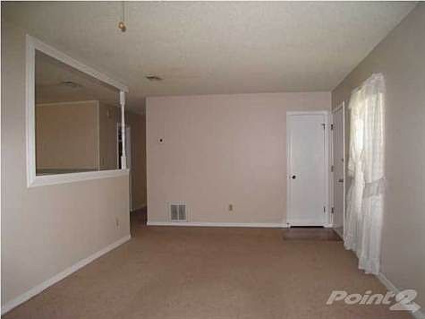 4th image of 1160 New Haven Dr