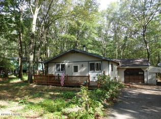 103 Conifer Ln, Dingmans Ferry, PA 18328