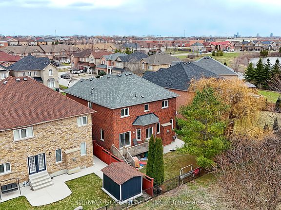 3rd image of 16 Cottontail Rd