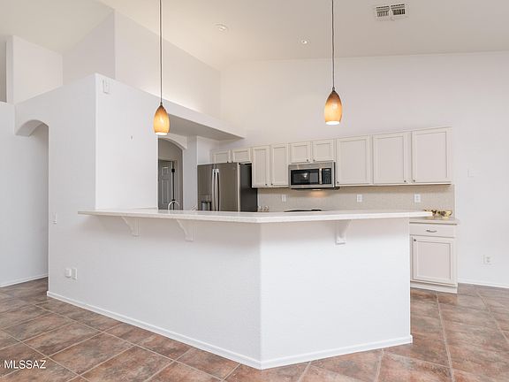 5th image of 2314 W Noble Heights Dr