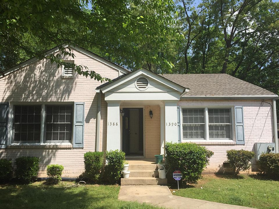 Front of duplex.