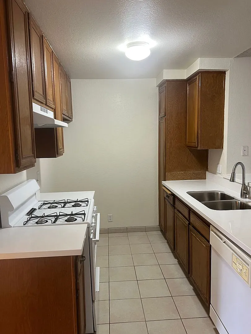 9929 Sepulveda Blvd. — Photo 1