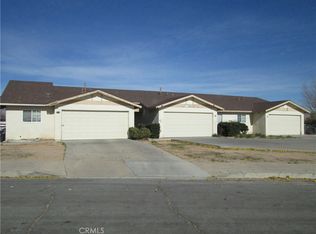 15592 Tonekai Rd, Apple Valley, CA 92307