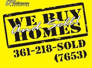 1705 Poplar Ave, Victoria, TX 77901