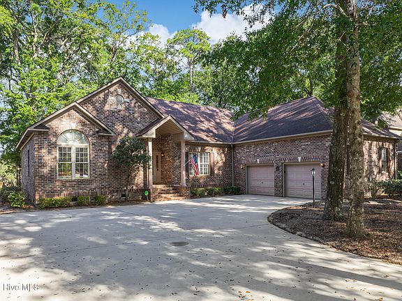 2nd image of 651 Oyster Bay Drive