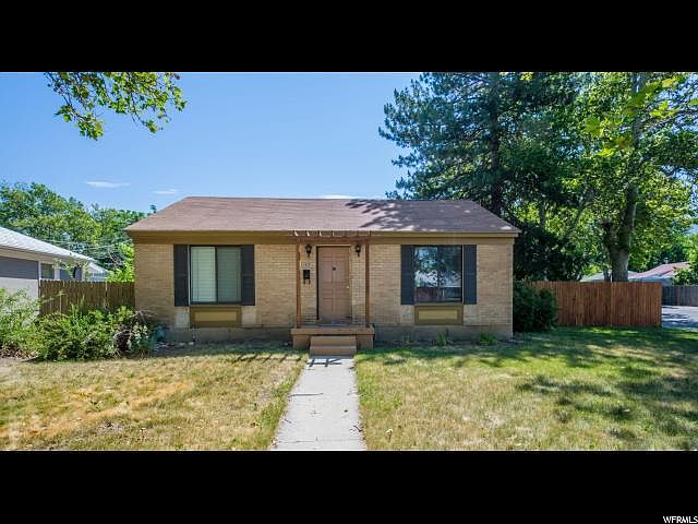 1st image of 3065 S Crescent Dr