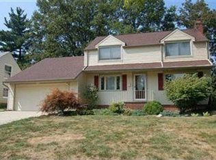 2514 Rubyvale Dr, Cleveland, OH 44118