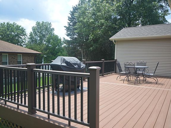 5th image of 2828 Newbridge Ct