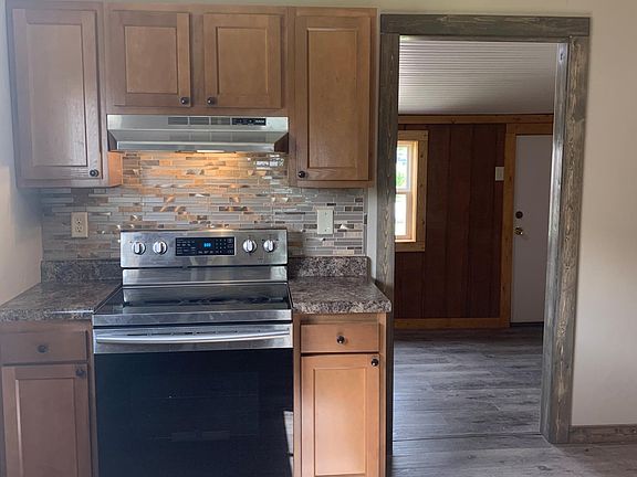 5th image of 207 W Sylvia Ave #1