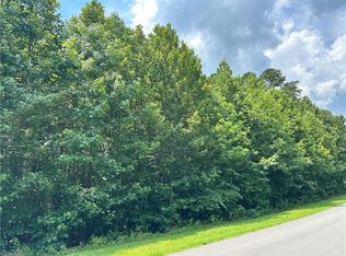 124 Kameron Ct #9B, Madison, NC 27025