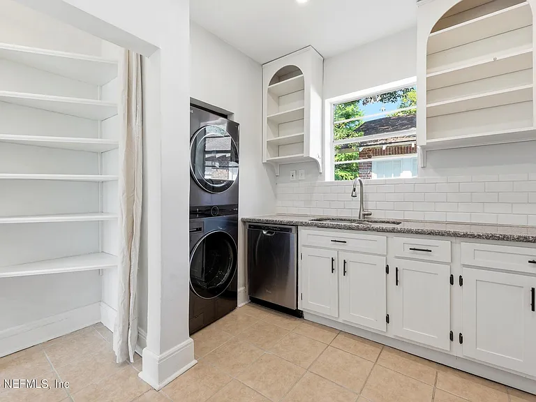 2614 Dellwood Ave — Photo 15