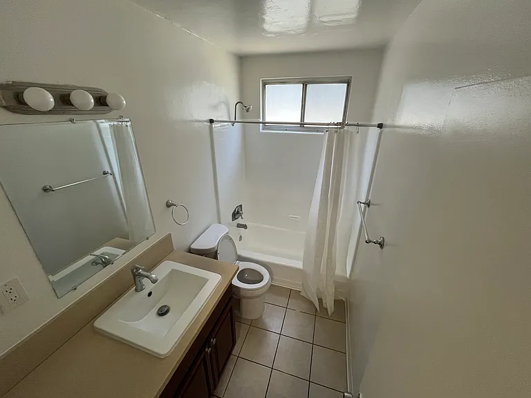 3956 Stevely Ave #17 — Photo 9