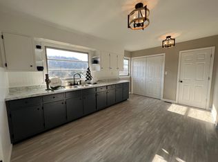 3856 Dutch Valley Rd, Clinton, TN 37716